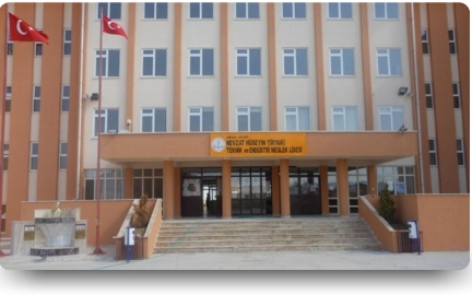 Nevzat Hüseyin Tiryaki Mesleki ve Teknik Anadolu Lisesi Fotoğrafı